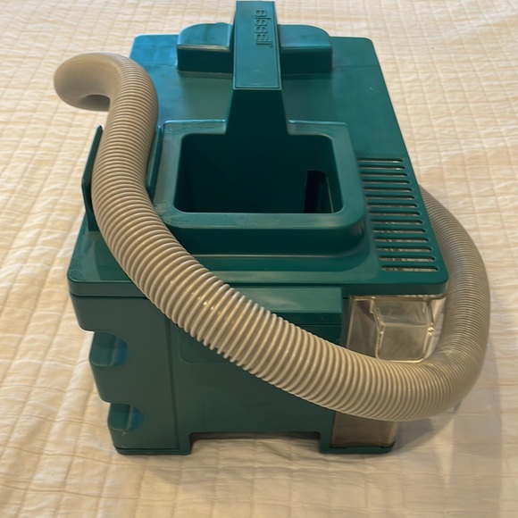 Bissell little green clean machine model 1653 compact portable cleaner shampooer - Picture 4 of 11